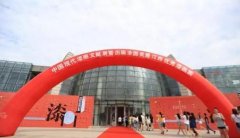 南昌舉辦歷屆全國美展江西優(yōu)秀漆畫展