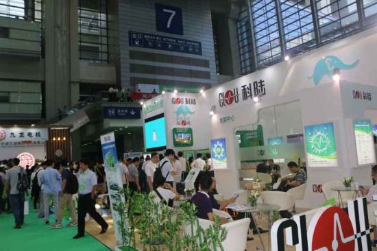 多家上市公司亮相 深圳充電設(shè)備展(圖2) 多家上市公司亮相 深圳充電設(shè)備展(圖2)